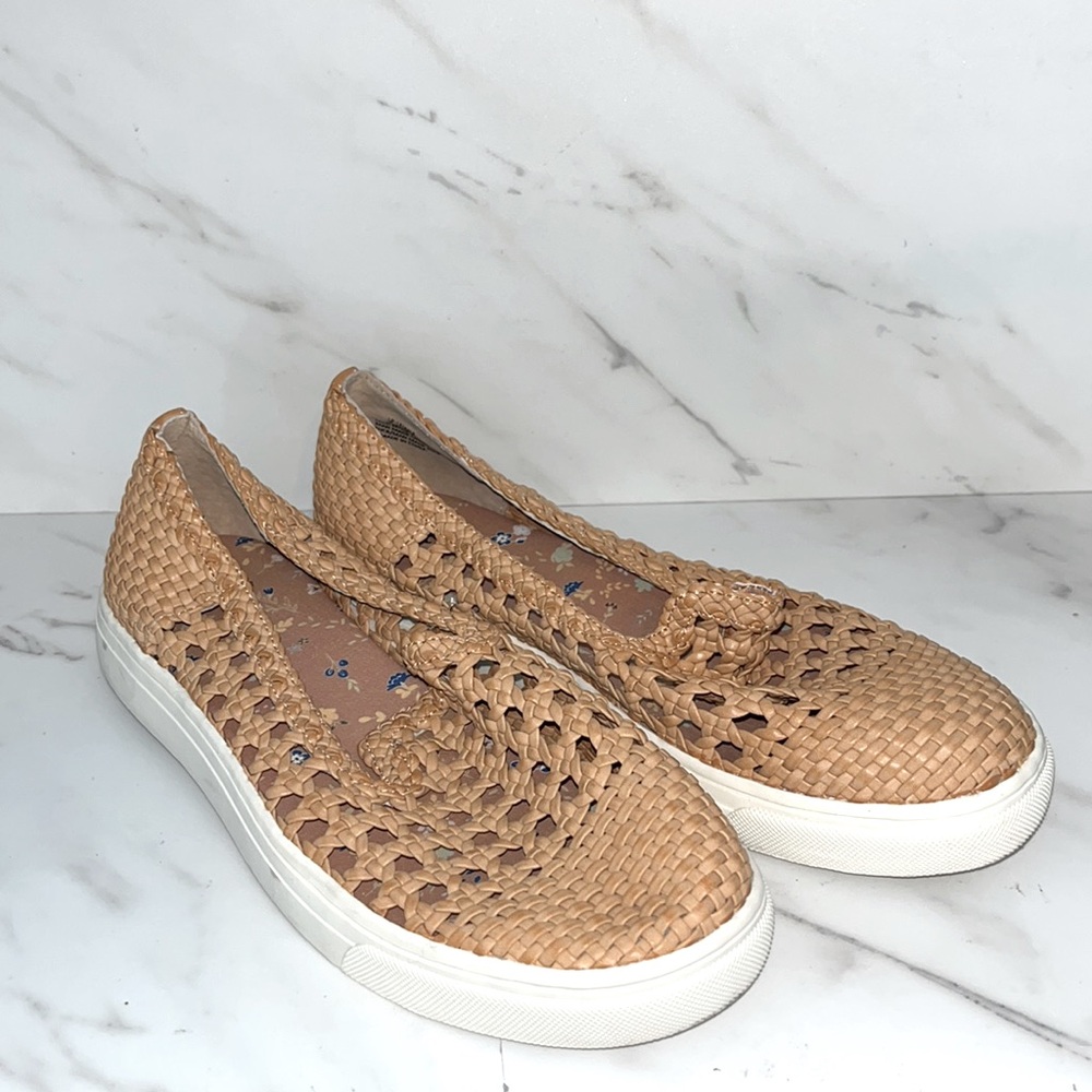 Lucky brand leiana slip on sneakers shoe 7.5